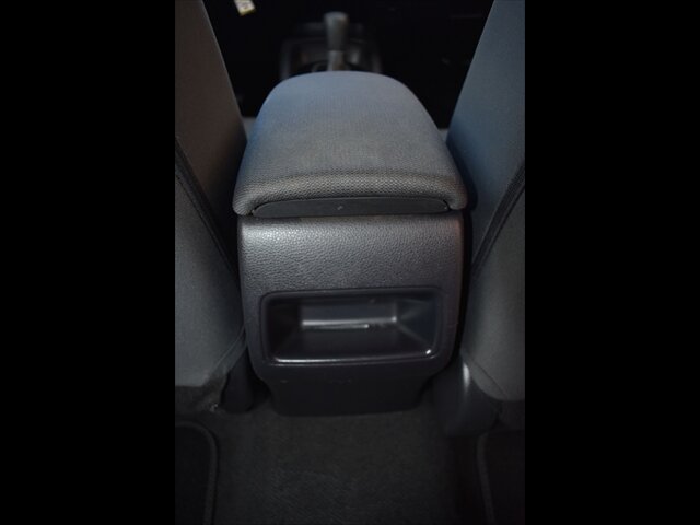 Used 2022 Toyota Corolla LE FWD image 28