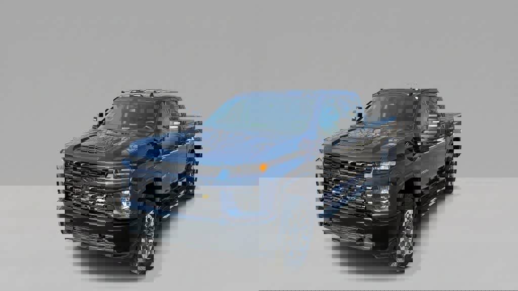 Used 2022 Chevrolet Silverado 2500 Custom w/ Custom Value Package AWD/4WD image 1