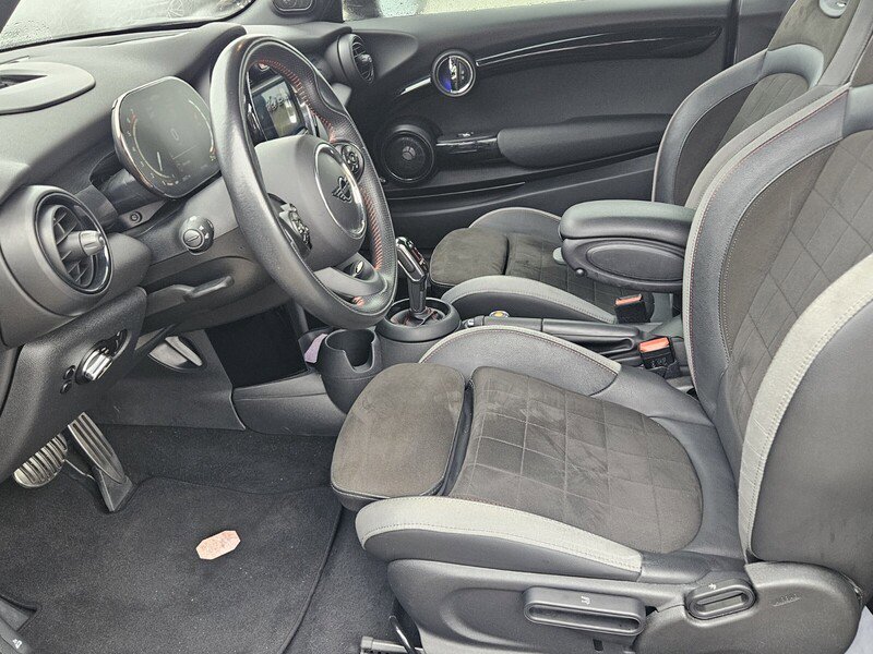 Used 2021 MINI Cooper John Cooper Works w/ Driver Assistance Package image 9