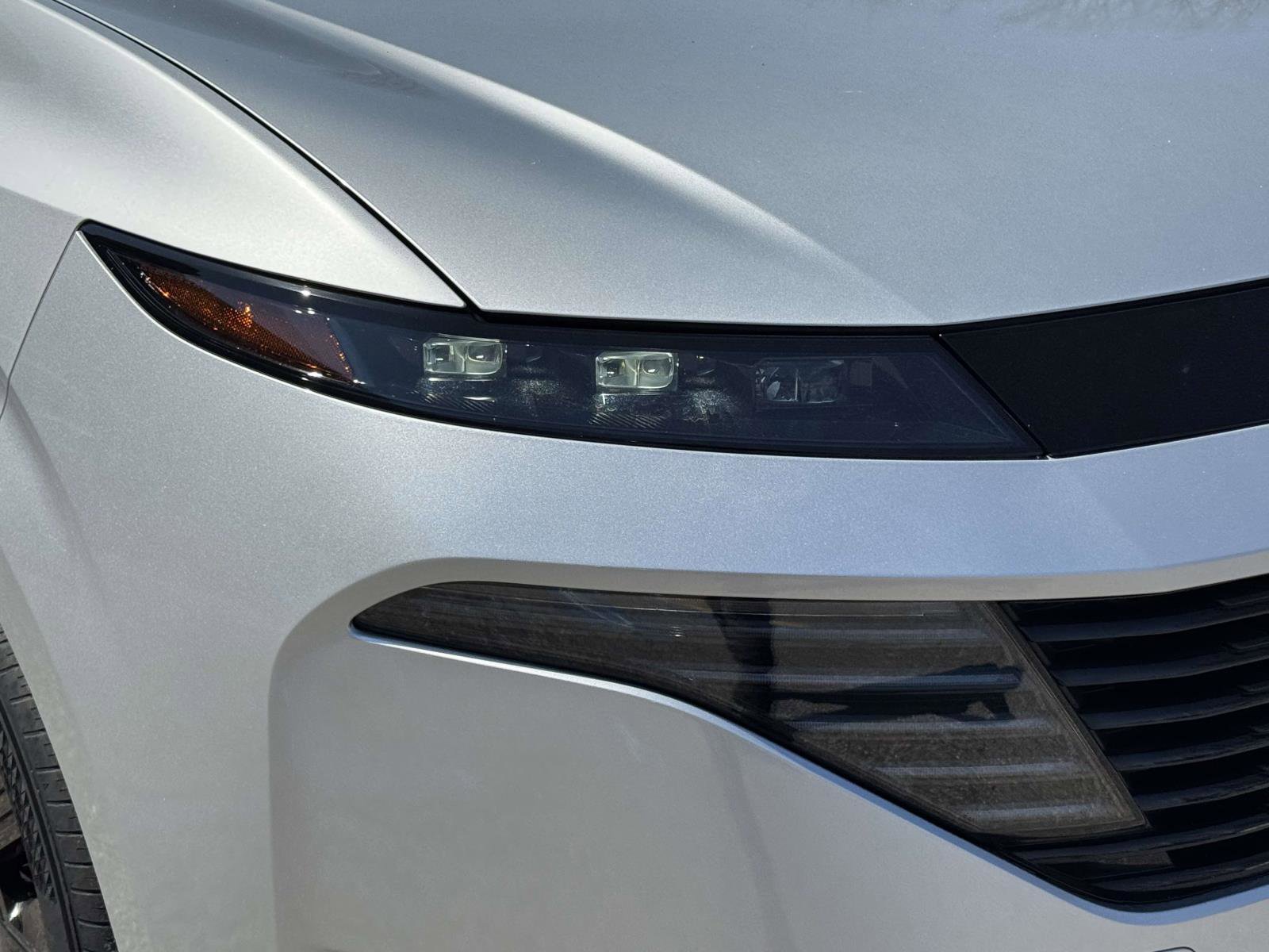 Certified 2025 Nissan Murano SV AWD/4WD image 7