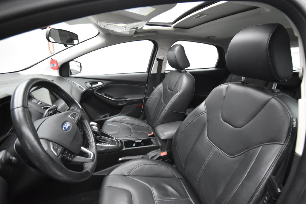 Used 2018 Ford Focus Titanium FWD image 9