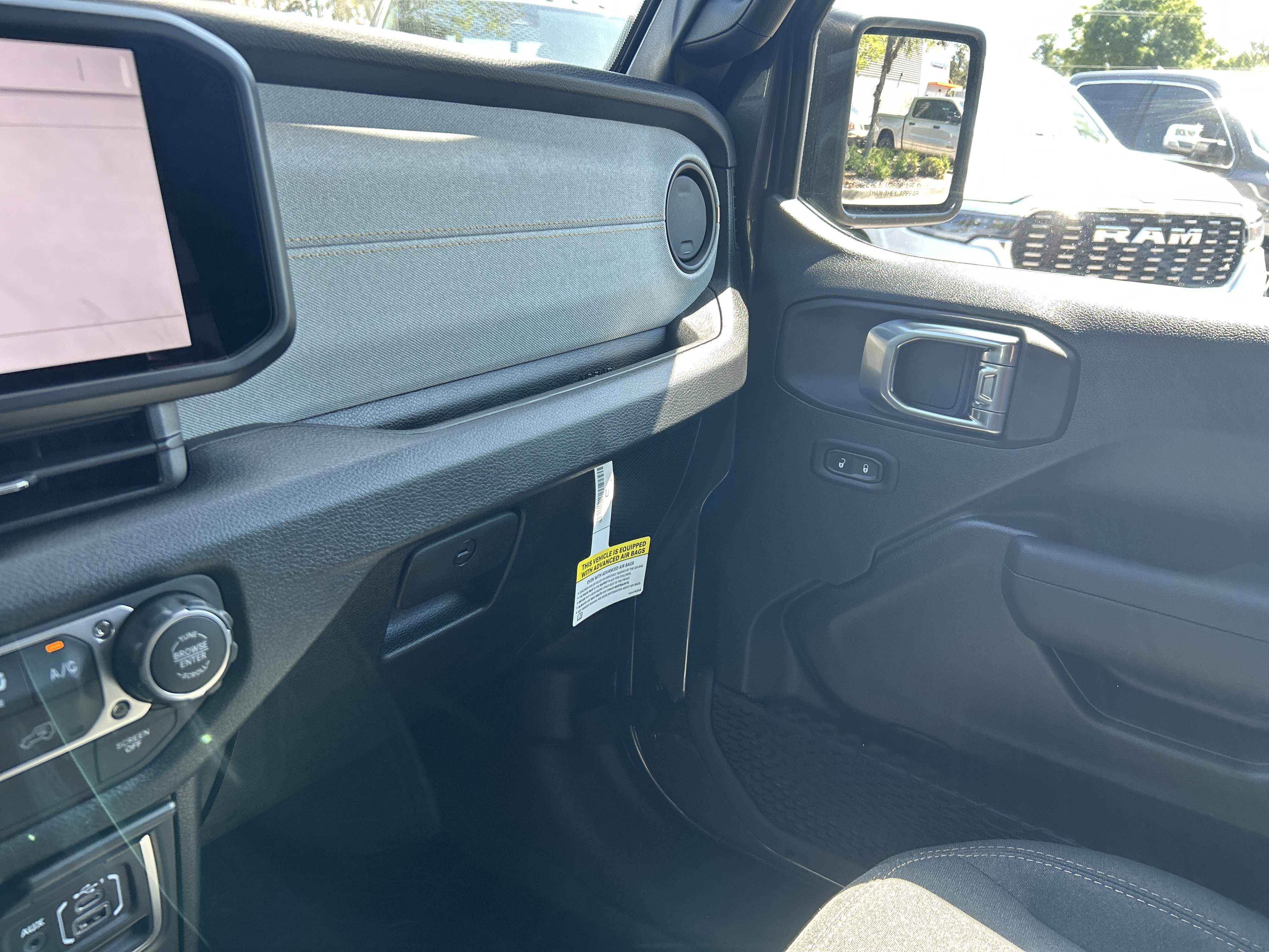 New 2026 Jeep Wrangler Sport AWD/4WD image 31