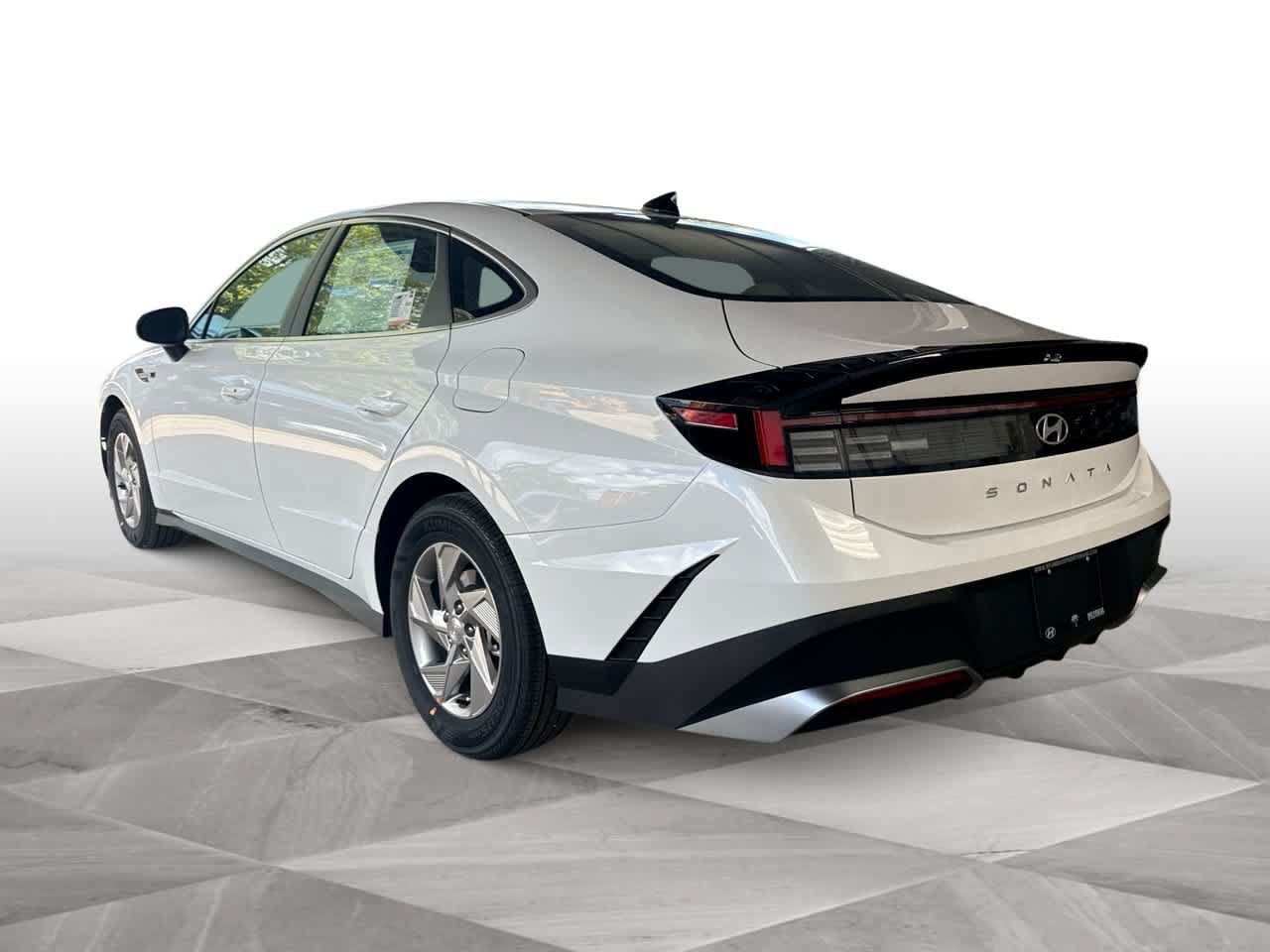 Used 2026 Hyundai Sonata SE FWD image 6