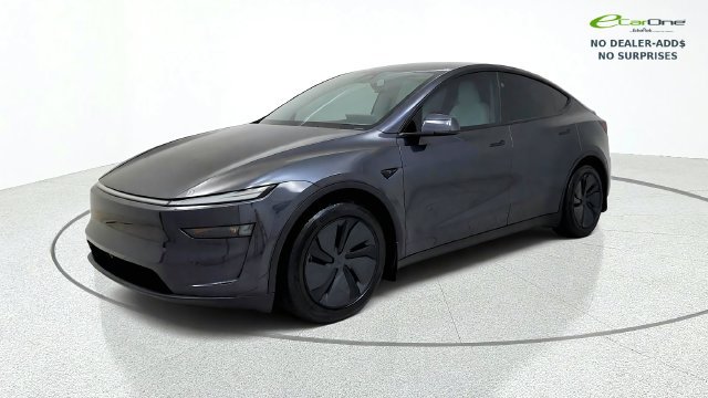 Used 2026 Tesla Model Y AWD image 3