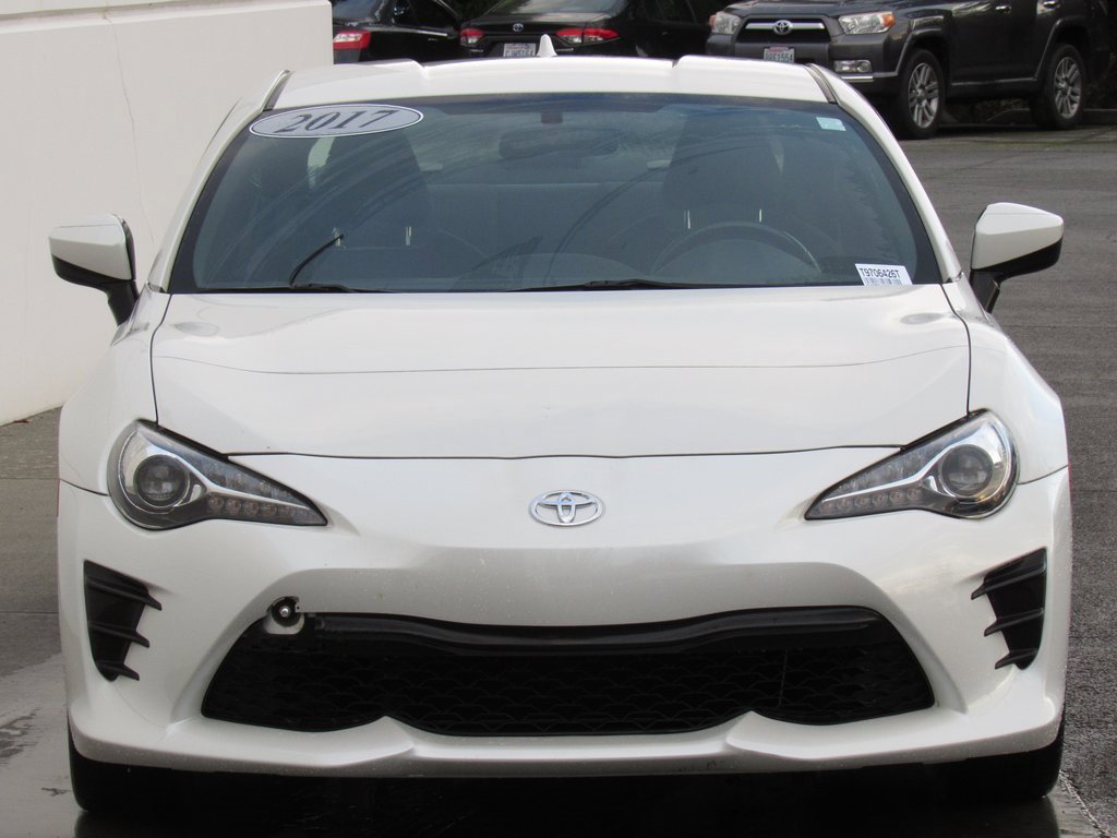 Certified 2017 Toyota 86 image 3