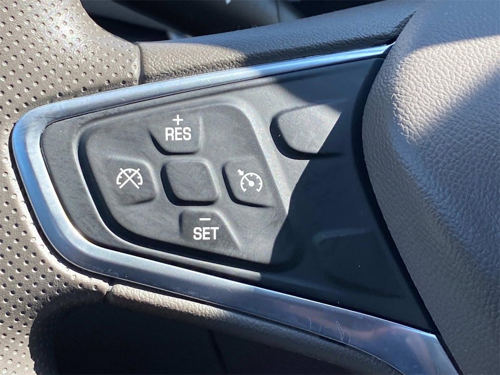 Used 2022 Chevrolet Malibu LT image 25