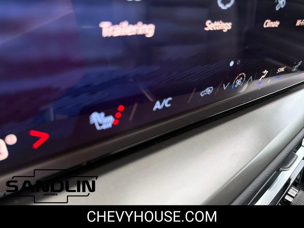 New 2026 Chevrolet Traverse LT w/ Sun and Wheel Package image 32