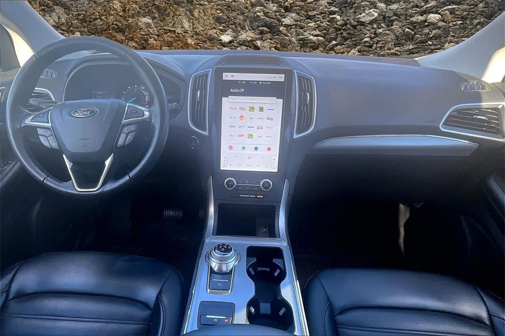 Used 2022 Ford Edge SEL w/ Convenience Package image 13