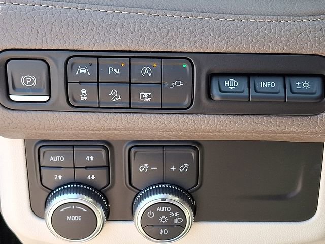 Used 2022 GMC Yukon Denali image 24