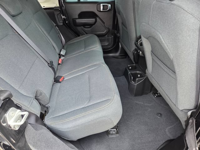 Used 2025 Jeep Wrangler Unlimited Sport AWD/4WD image 14