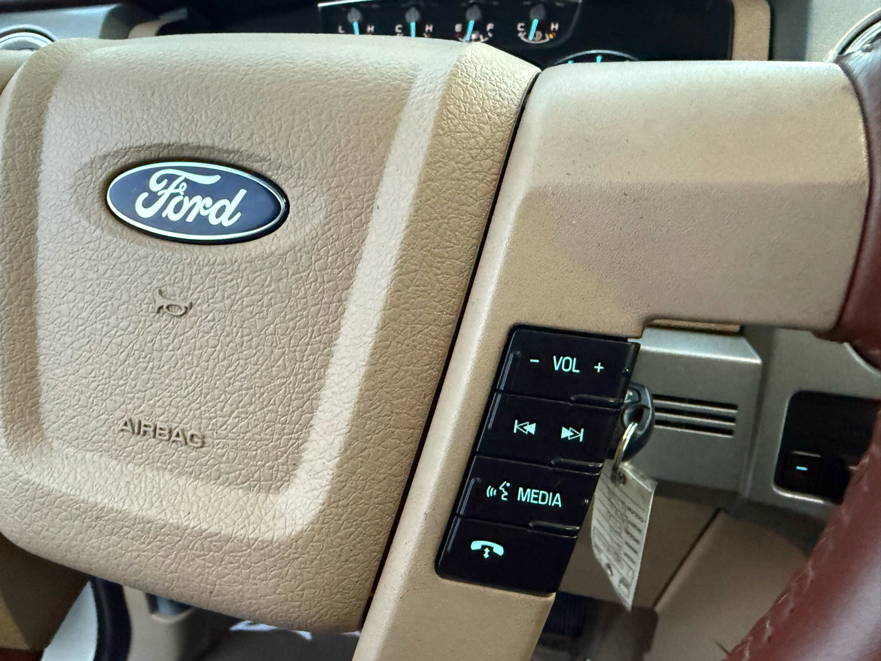 Used 2011 Ford F150 King Ranch w/ Max Trailer Tow Pkg image 36