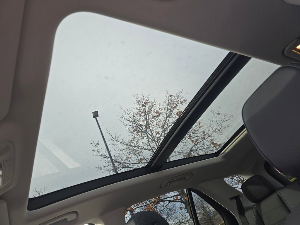 New 2026 Mercedes-Benz GLE 450 4MATIC image 3