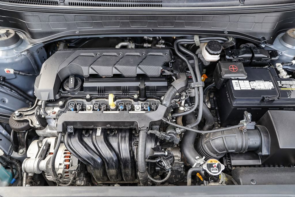 Used 2020 Hyundai Venue SEL FWD image 26