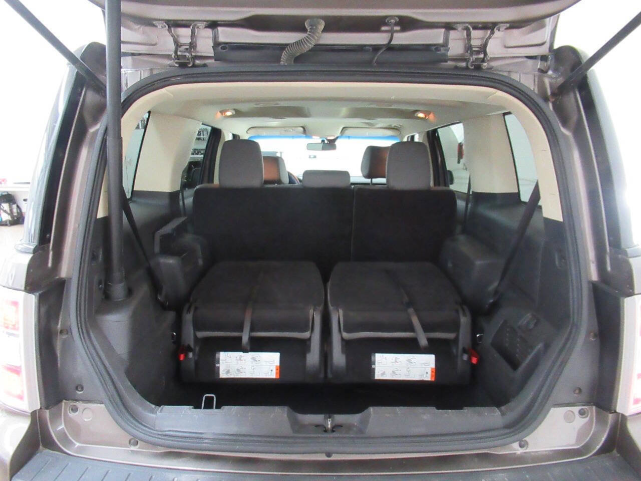 Used 2019 Ford Flex Limited w/ Limited Appearance Package image 18