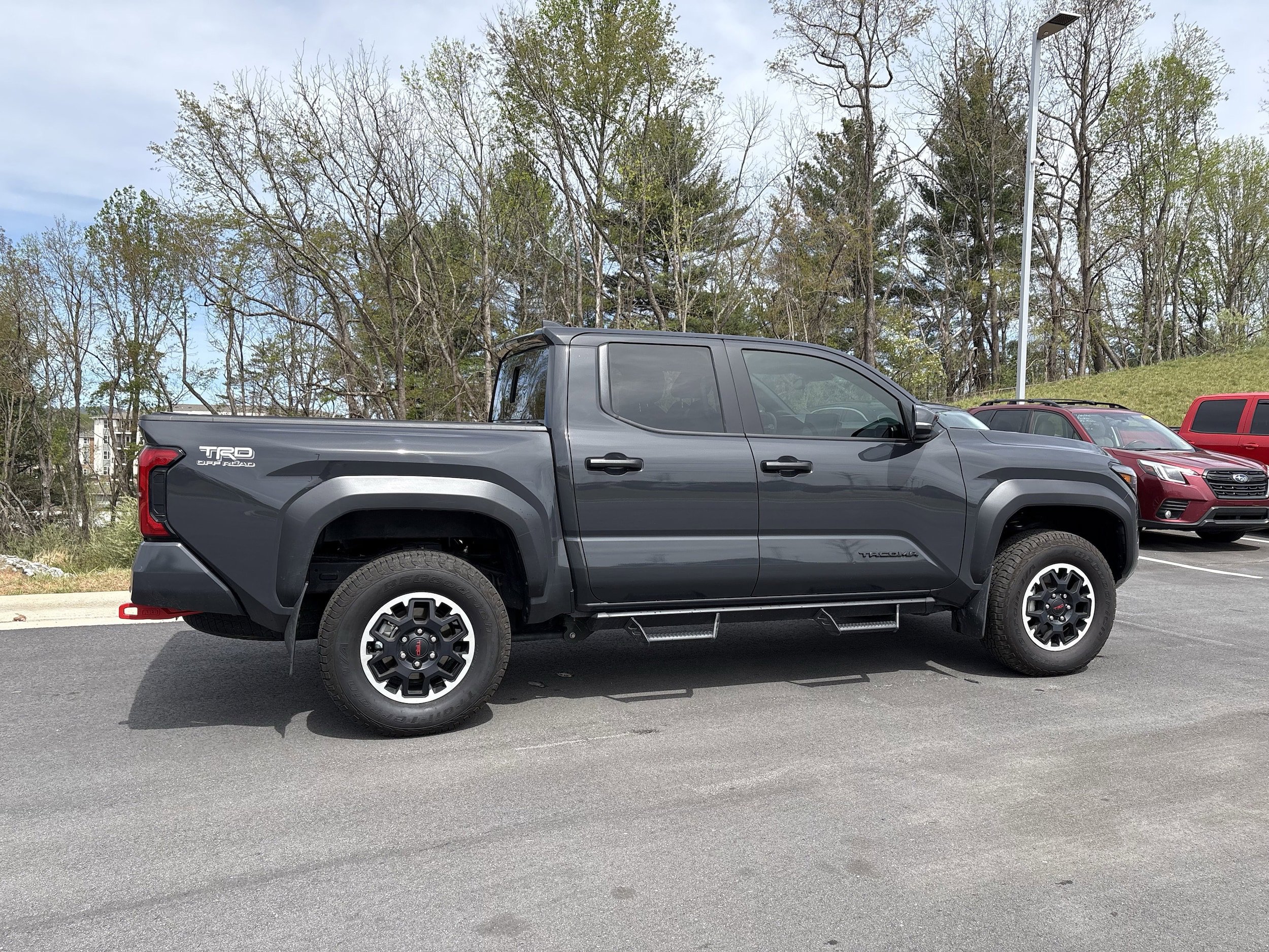 Used 2024 Toyota Tacoma TRD Off-Road w/ TRD Off Road Upgrade Package AWD/4WD image 8