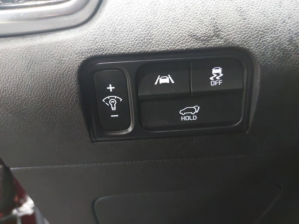 Used 2023 Kia Sorento X-Line EX image 28