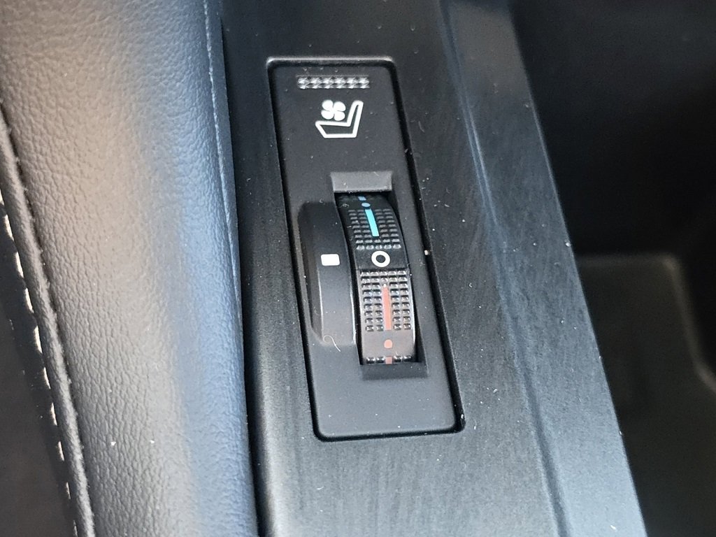 Certified 2023 Lexus GX 460 Premium image 9