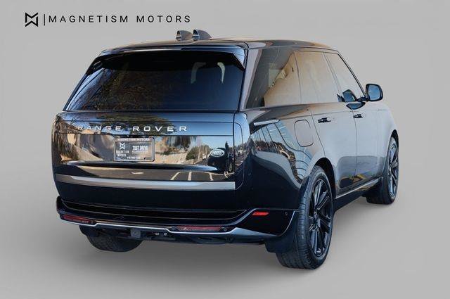 Used 2023 Land Rover Range Rover SE AWD/4WD image 7