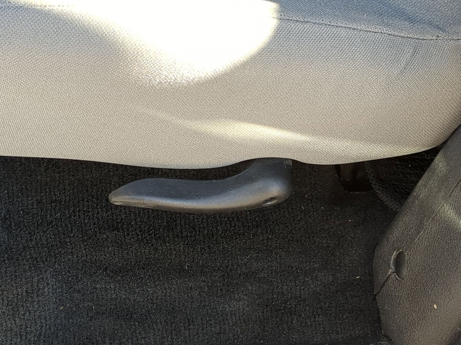 Used 2011 Dodge Dakota ST image 19