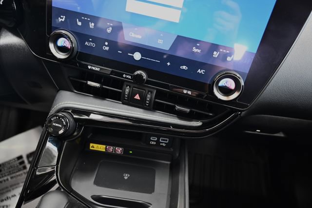 Used 2022 Lexus NX 350 AWD image 18