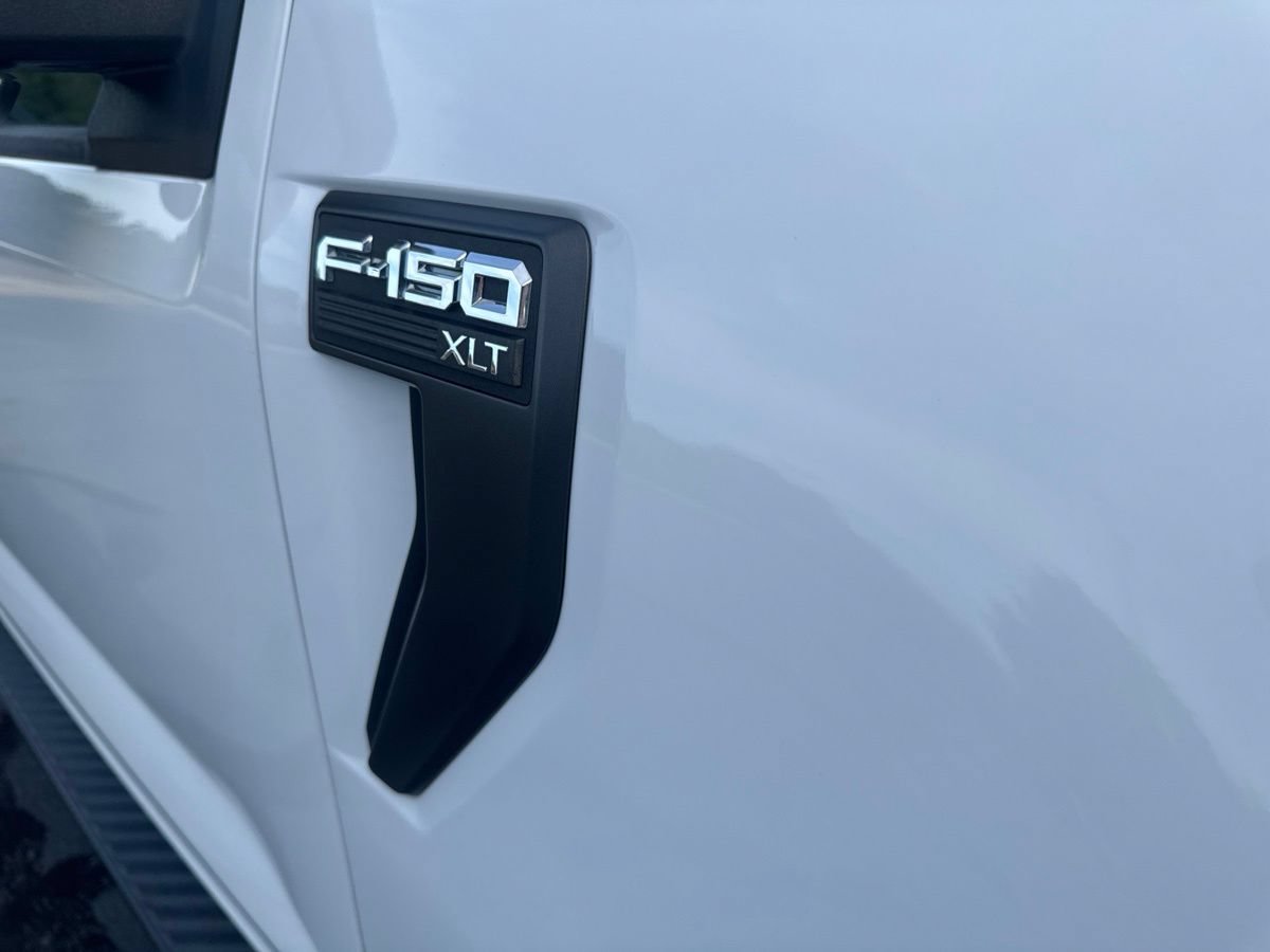 Used 2022 Ford F150 XLT w/ Equipment Group 302A High AWD/4WD image 11