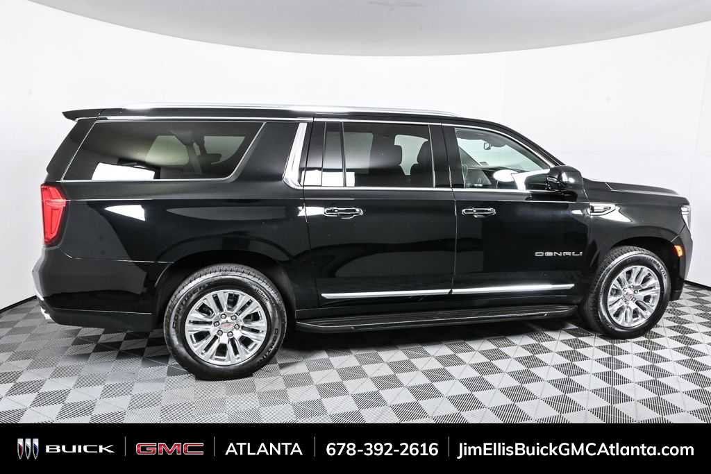 Used 2024 GMC Yukon XL Denali image 29