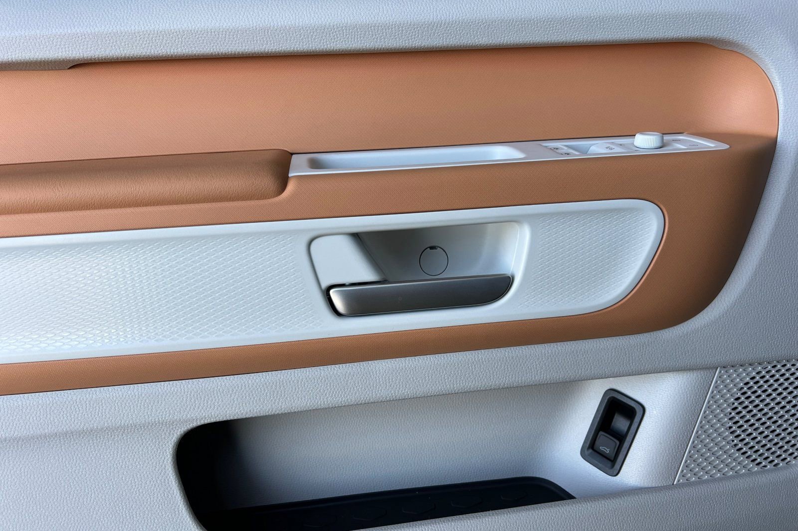 New 2025 Volkswagen ID. Buzz Pro S Plus image 11