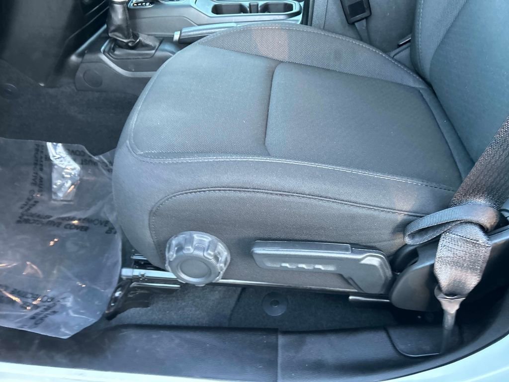 Used 2023 Jeep Wrangler Unlimited w/ Dual Top Group image 26