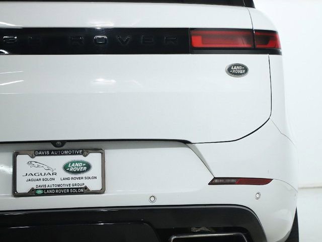 Used 2023 Land Rover Range Rover Sport SE Dynamic image 43
