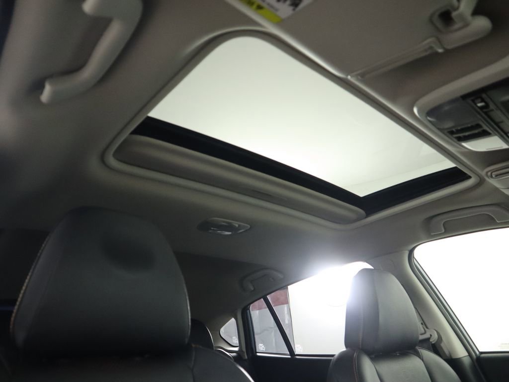 Used 2021 Subaru Crosstrek 2.5i Limited w/ Moonroof Package 2 image 18