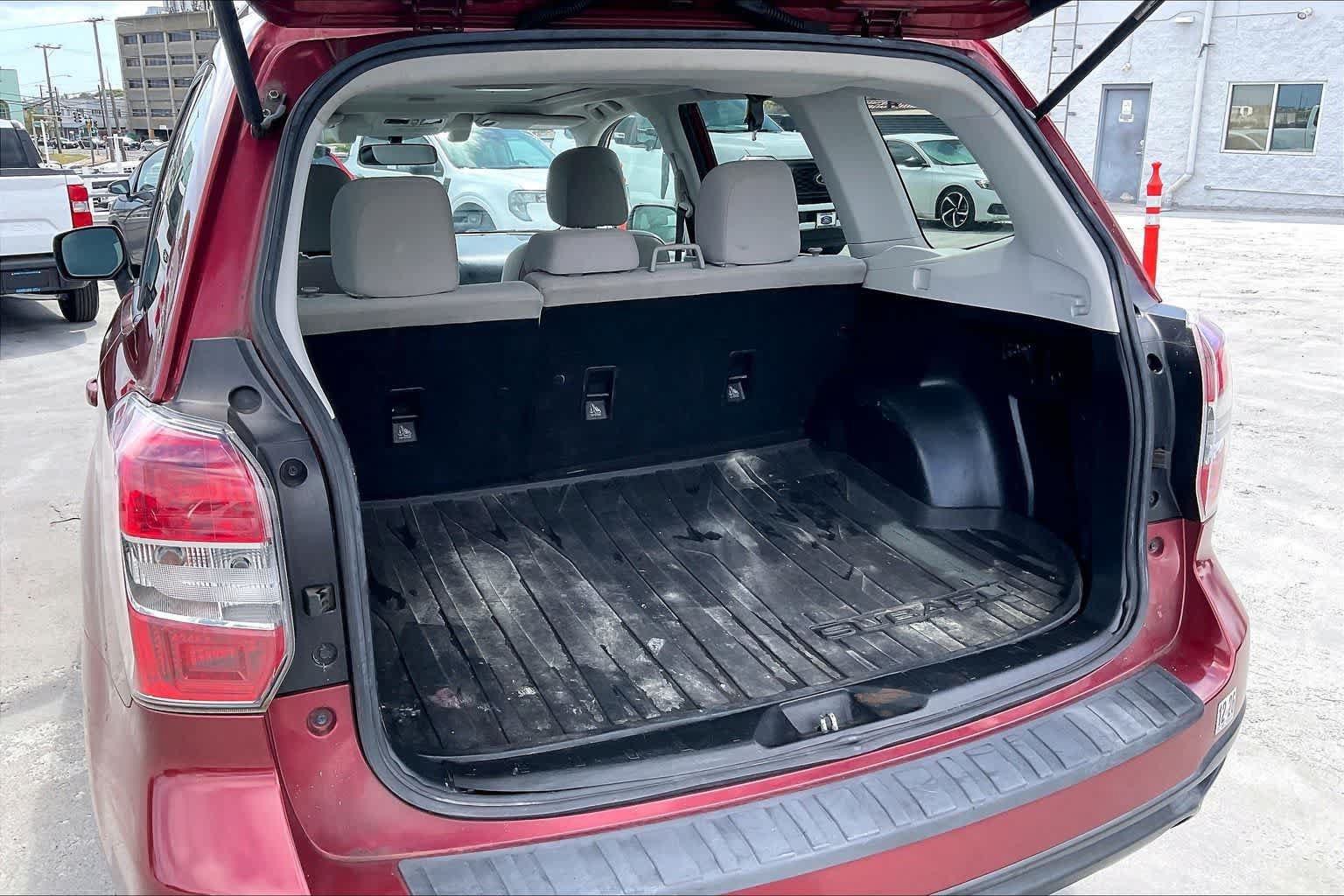 Used 2015 Subaru Forester 2.5i Premium AWD/4WD image 18