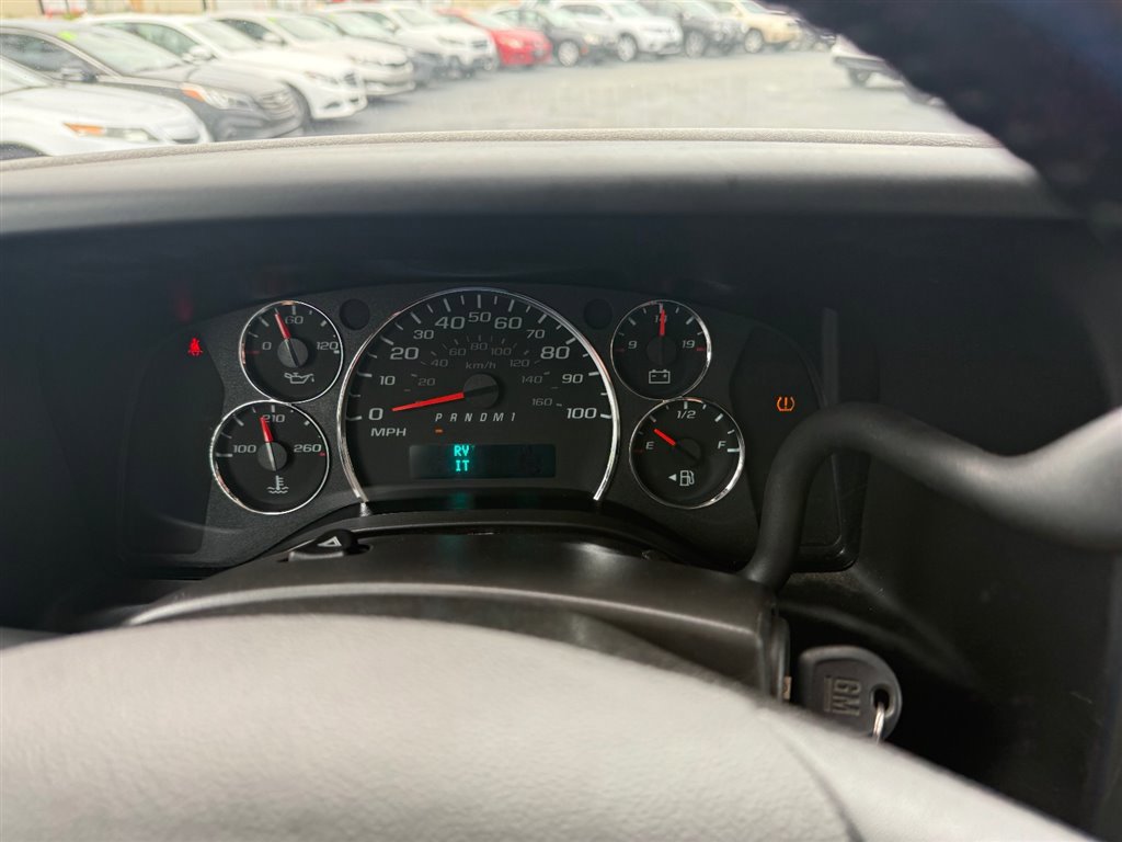 Used 2023 GMC Savana 3500 w/ Power Convenience Package image 11
