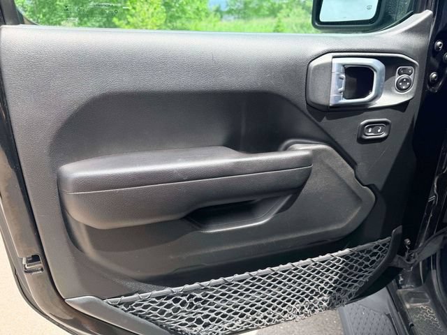 Certified 2021 Jeep Gladiator Rubicon w/ LED Lighting Group AWD/4WD image 15