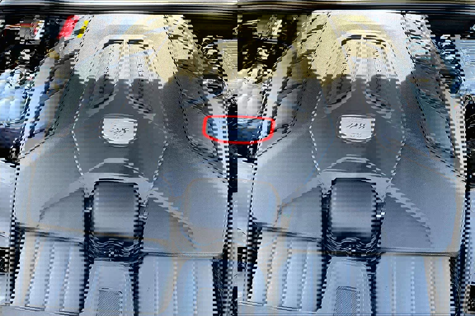 Used 2020 Porsche Cayenne Turbo image 35