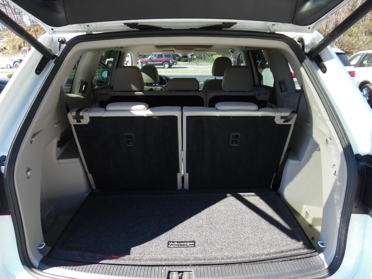 Used 2019 Volkswagen Atlas SEL image 28