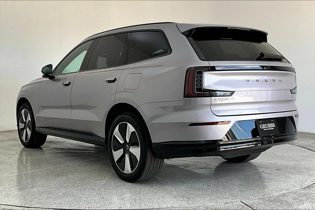 New 2026 Volvo EX90 Plus RWD image 4
