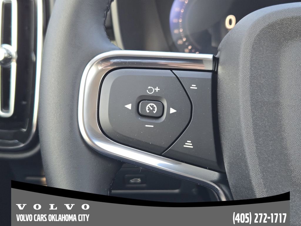 New 2026 Volvo XC40 B4 Core w/ Protection Package Premier image 27