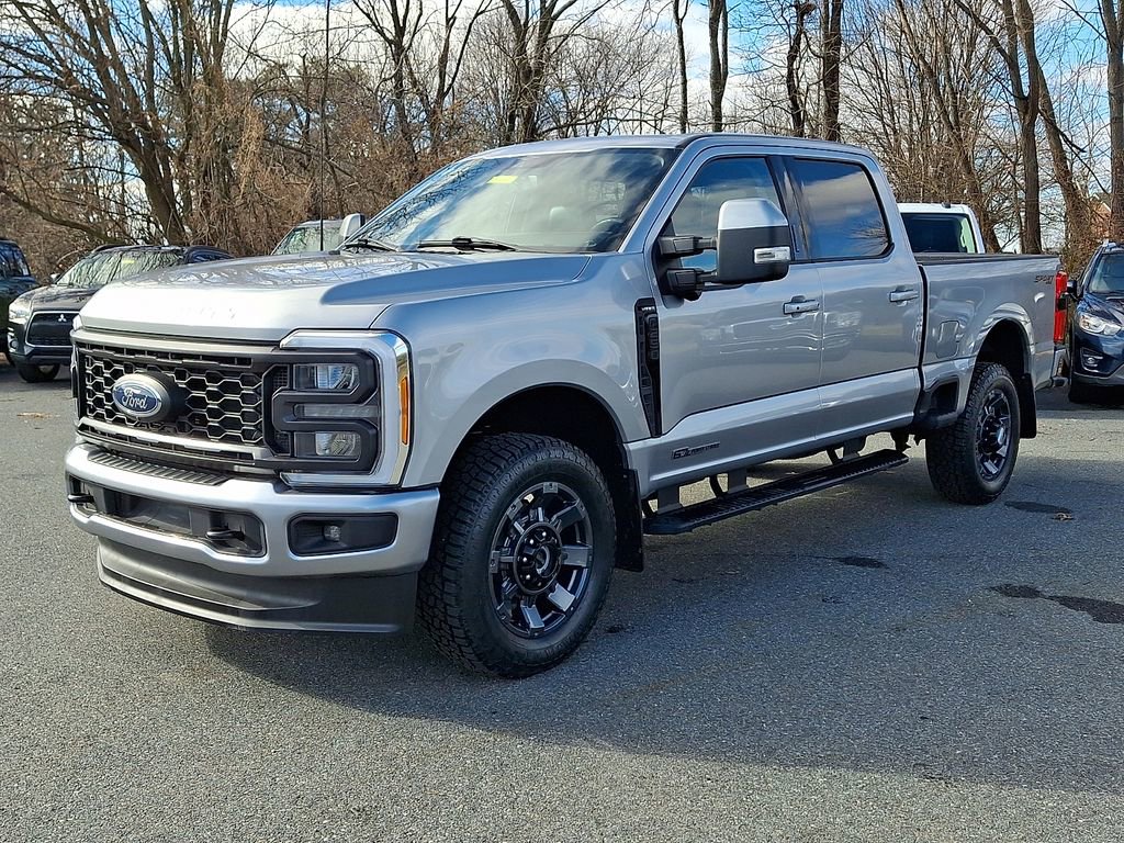 Used 2023 Ford F250 Lariat w/ Sport Appearance Package image 3
