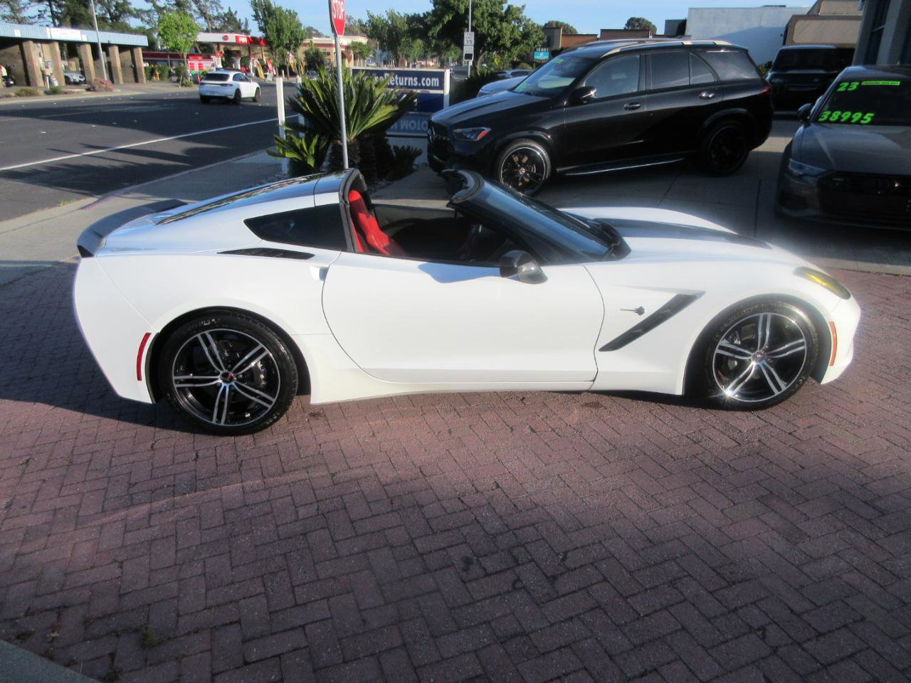 Used 2017 Chevrolet Corvette Stingray Coupe w/ Carbon Flash Badge Package image 74