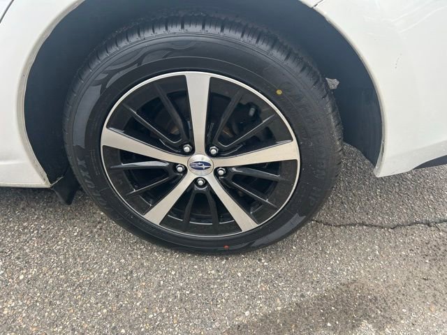 Used 2019 Subaru Impreza 2.0i Premium AWD/4WD image 6