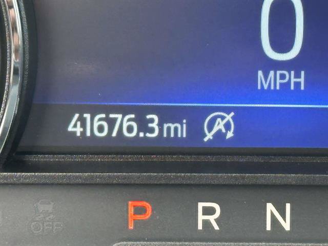 Used 2023 Ford Explorer XLT w/ Equipment Group 202A AWD/4WD image 18