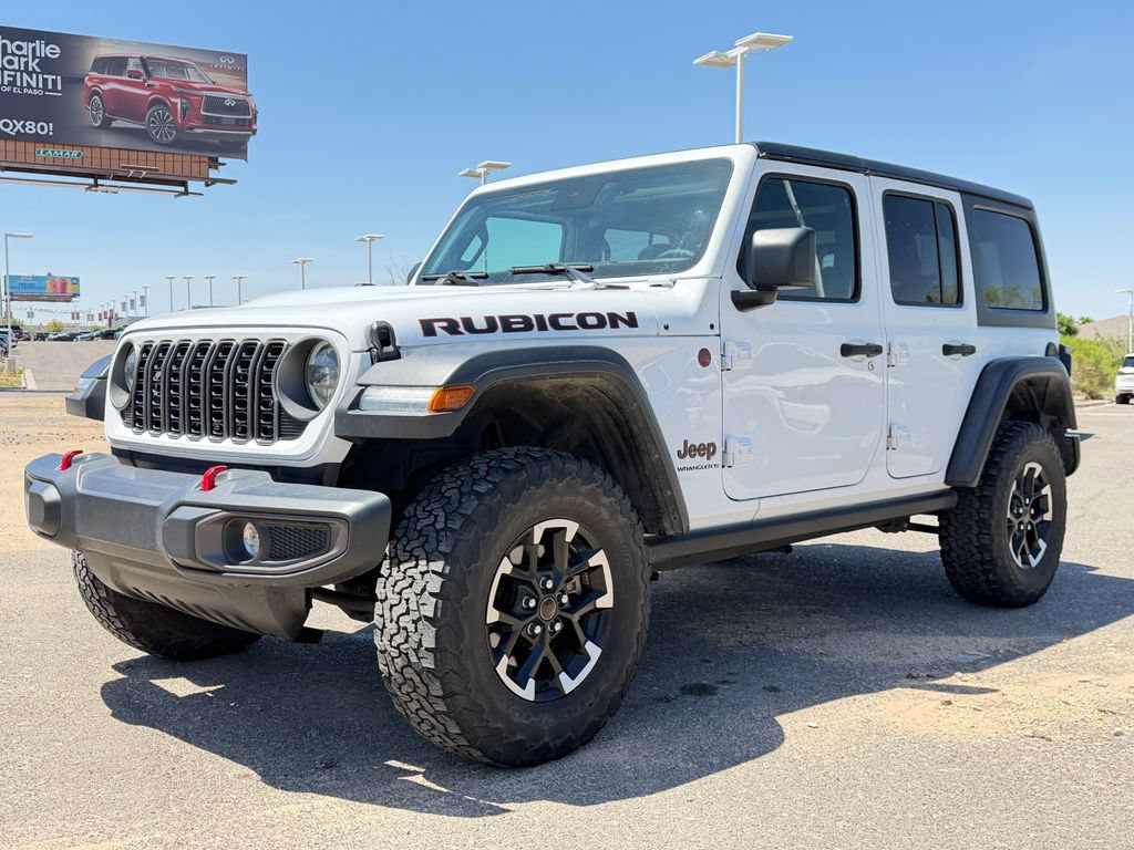 Used 2025 Jeep Wrangler Unlimited Rubicon AWD/4WD image 3