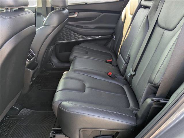 Used 2019 Hyundai Santa Fe Limited image 17