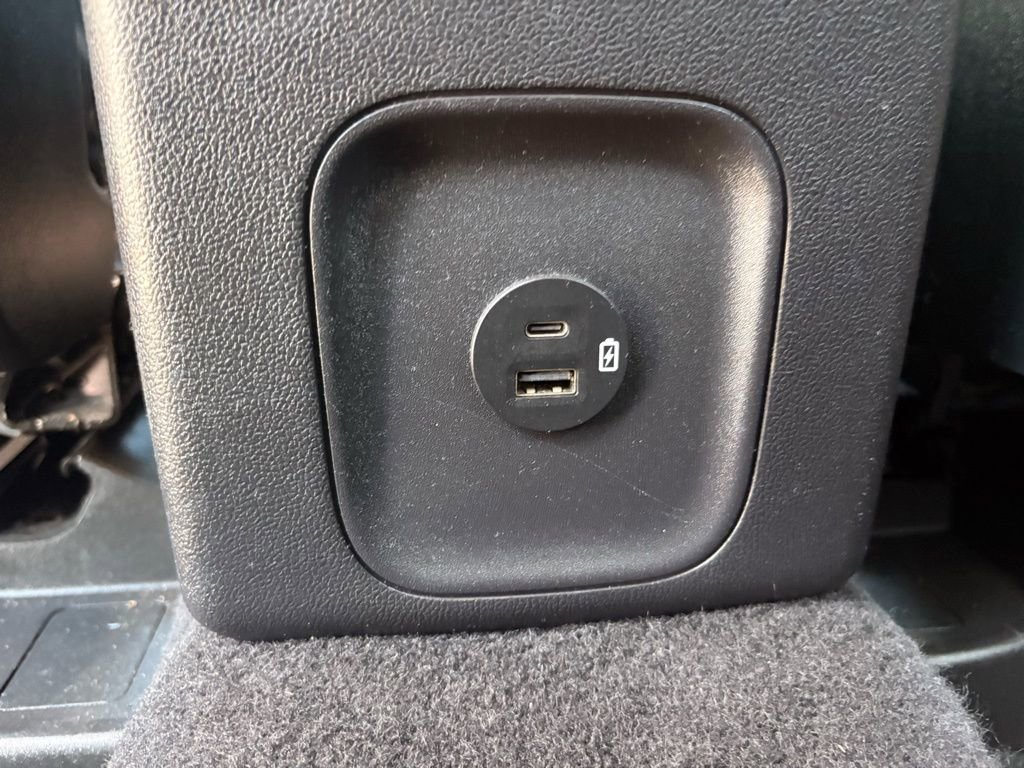 Used 2022 Ford Escape SE image 10