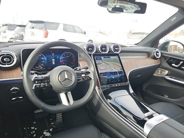 Used 2025 Mercedes-Benz GLC 300 GLC 300 image 13