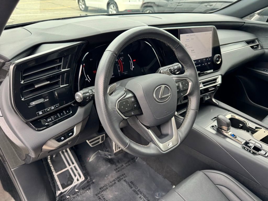 Used 2023 Lexus RX 350 F Sport image 16