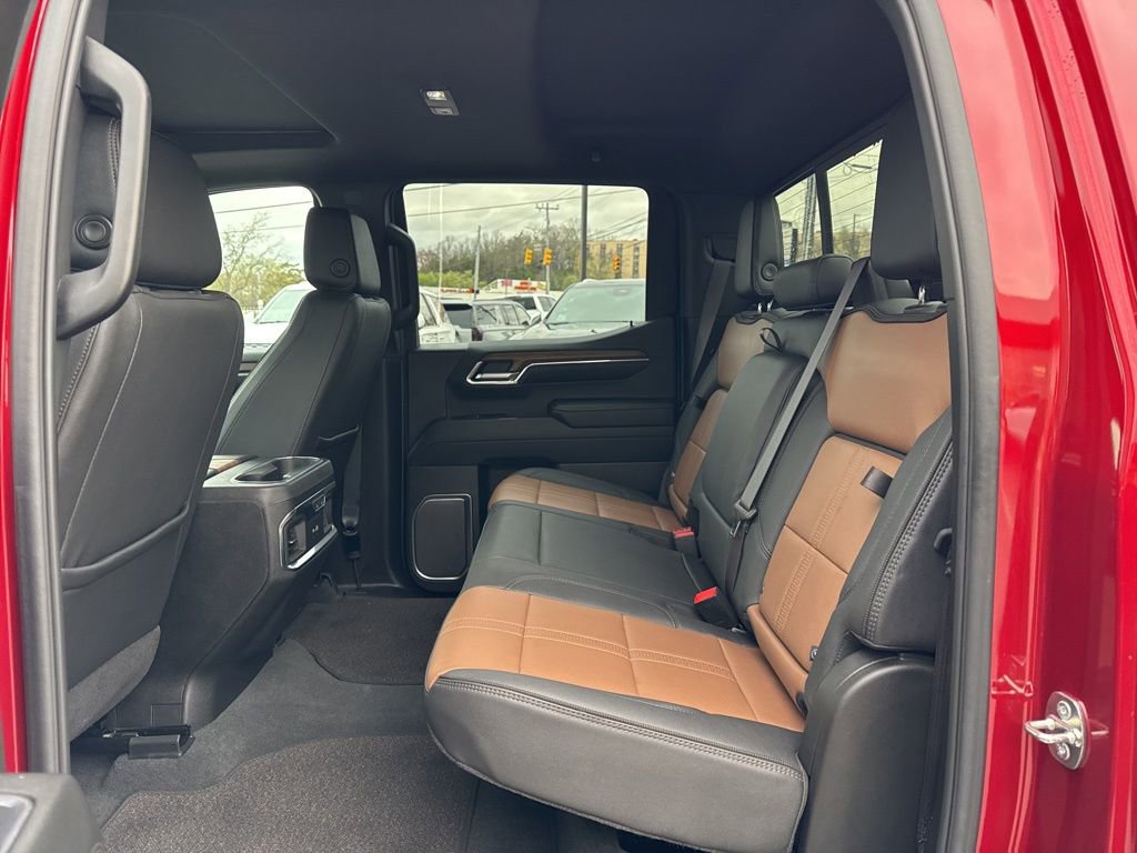 Used 2024 Chevrolet Silverado 1500 High Country image 29