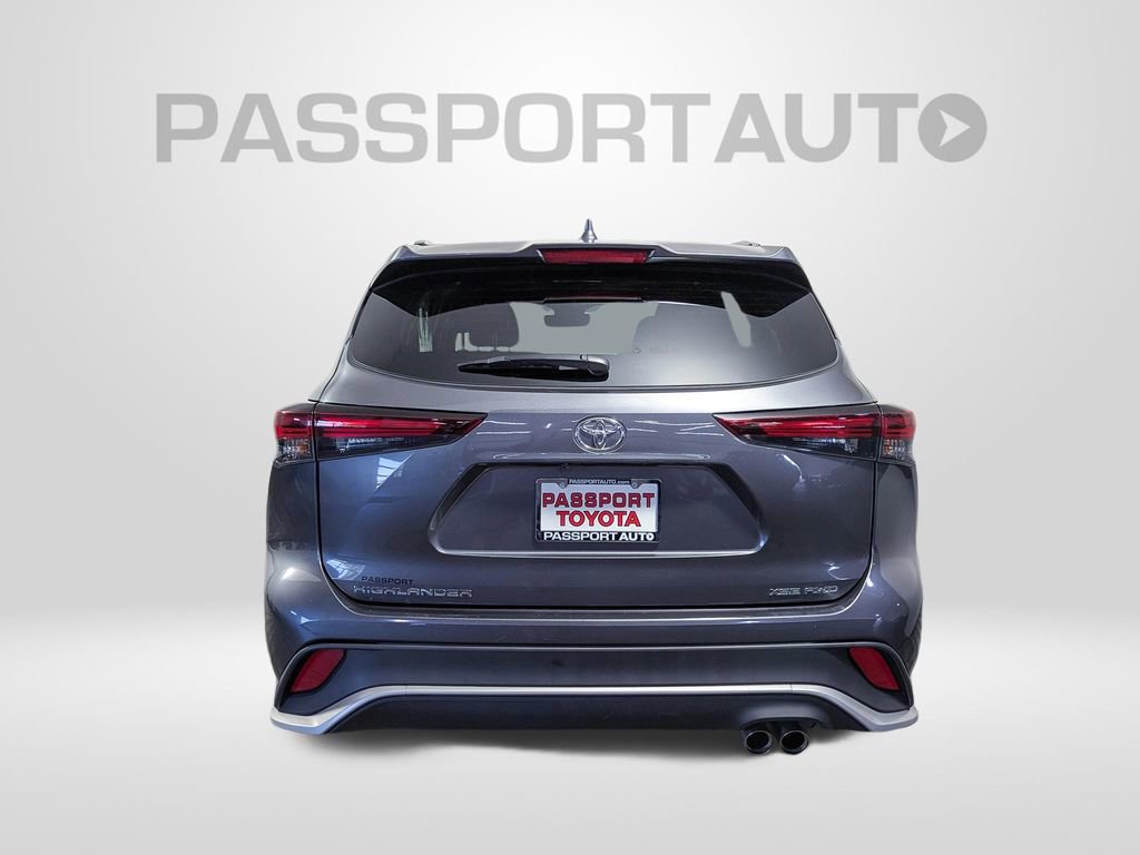 Certified 2025 Toyota Highlander XSE AWD/4WD image 8