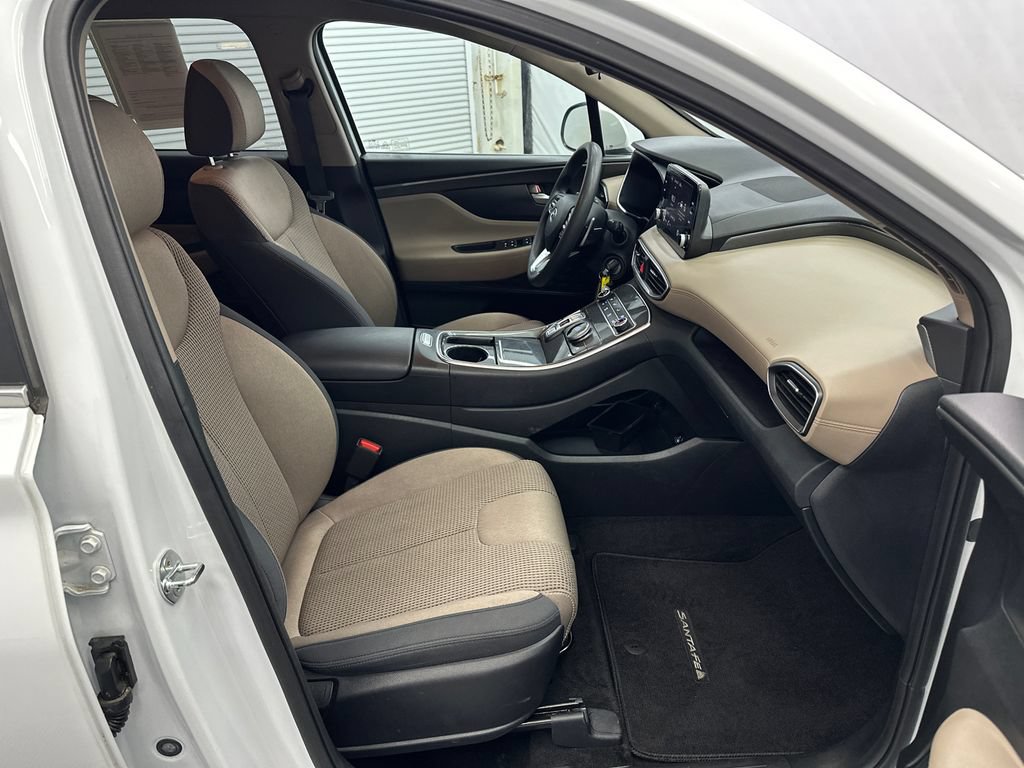 Used 2021 Hyundai Santa Fe SE FWD image 13