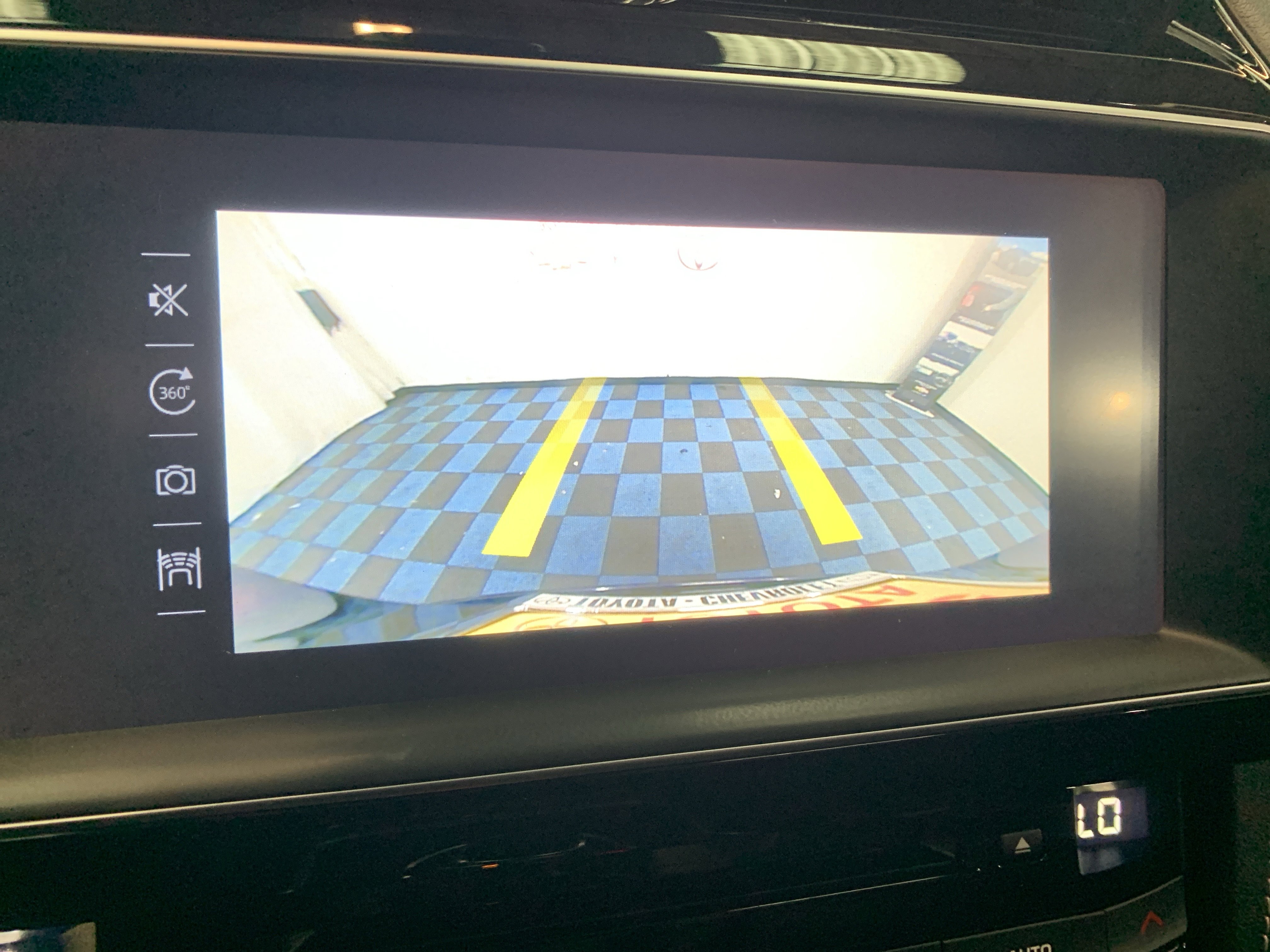 Used 2017 Jaguar F-PACE S AWD/4WD image 18